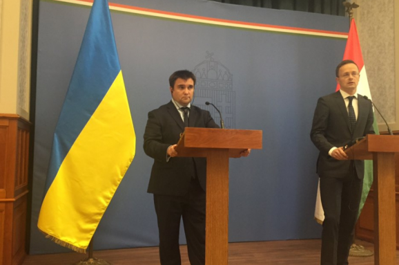 Клімкін детально роз'яснив главі МЗС Угорщини зміст освітньої реформи